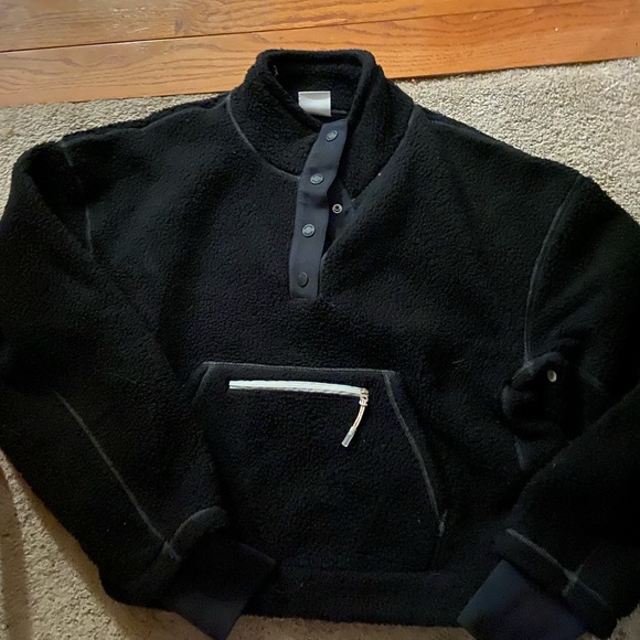 COPY - Gymshark Sherpa Pullover - Picture 1 of 3